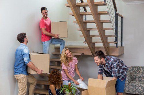 Moving truck service for residential and commercial moves in Anerley