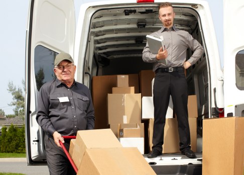 Moving day support for flats, maisonettes, and apartments in Anerley